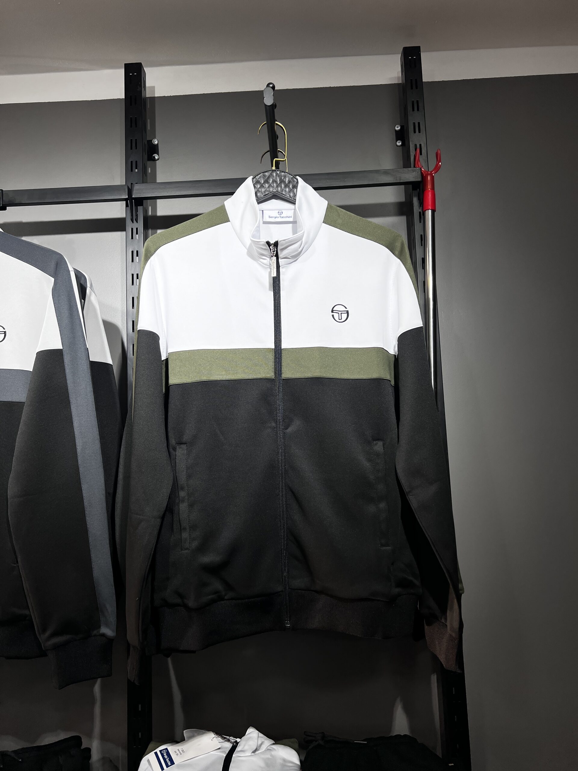 HUGO BOSS تريكو الجزائر Algerie