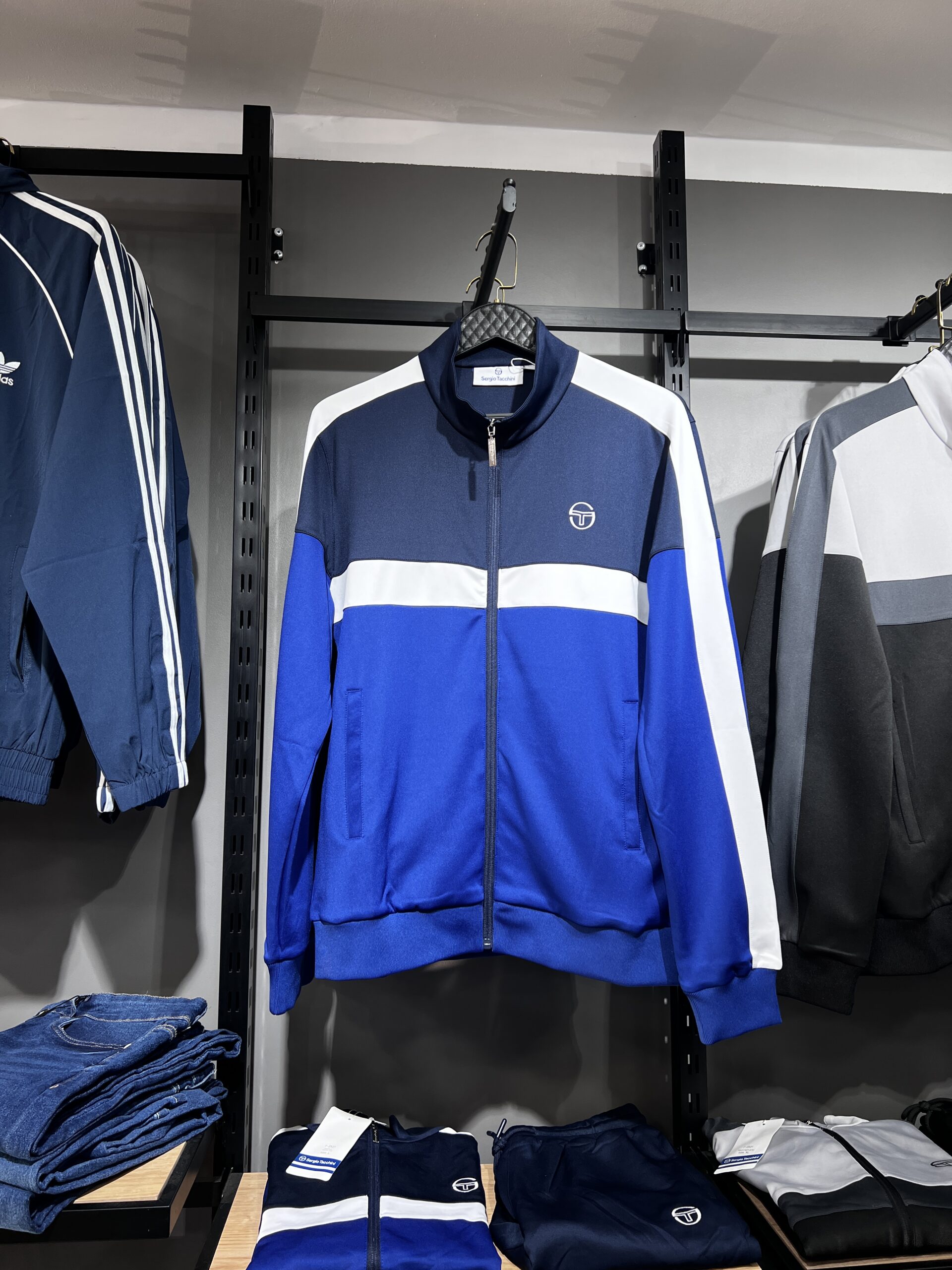 HUGO BOSS تريكو الجزائر Algerie